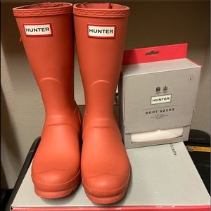 Hunter Rain Boots with Boot Socks